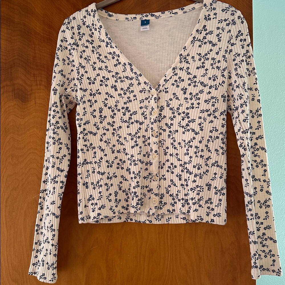 Old Navy Cream and Blue Floral Knit
